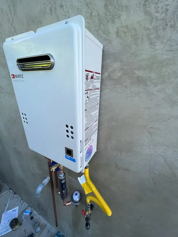 Tankless water heater installation for Mountain Park homes